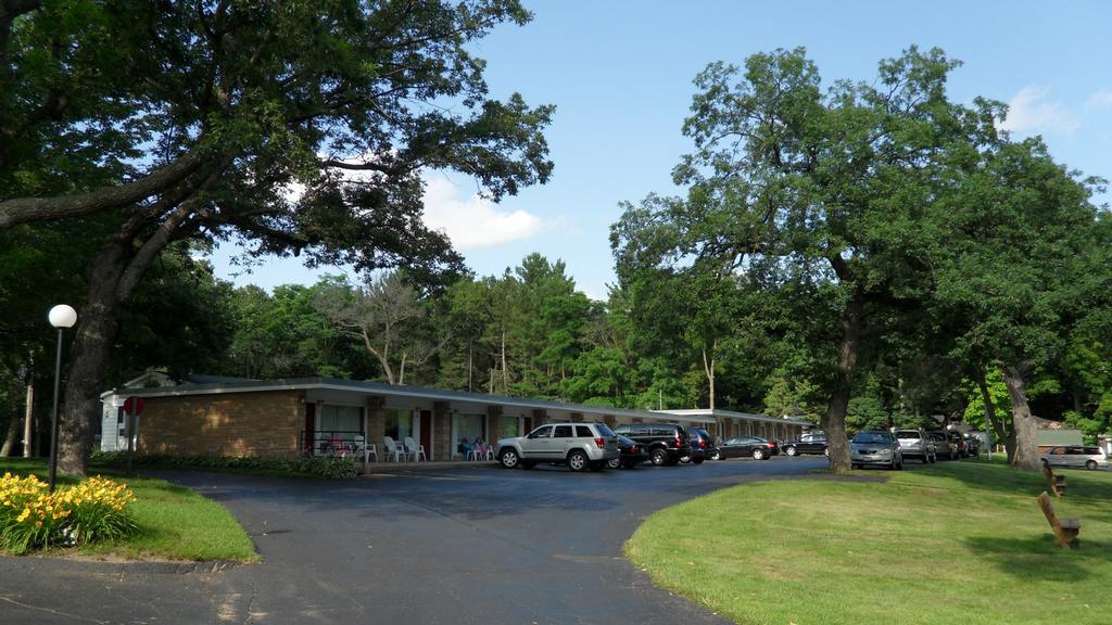 Indian Trail Motel Wisconsin Dells Exterior foto